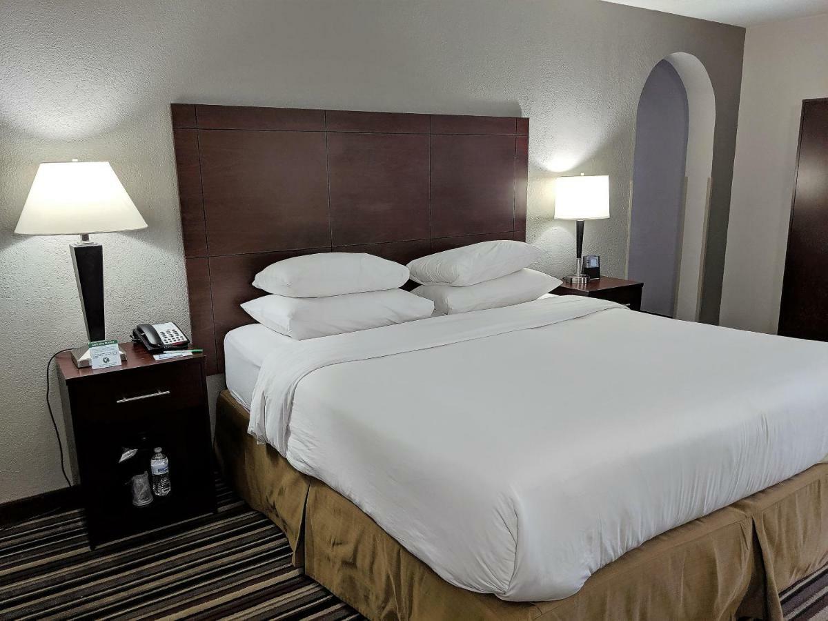 Wyndham Garden Charlotte Airport Southeast Hotell Eksteriør bilde